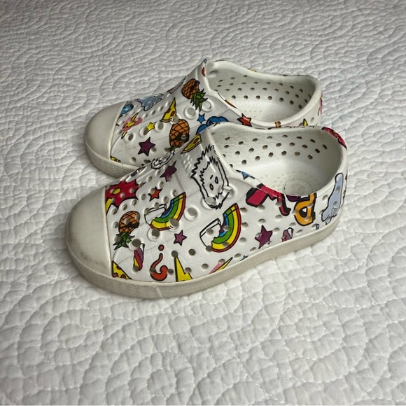 Native Shoes White Water Shoes with Playful Design - Picture 6 of 10